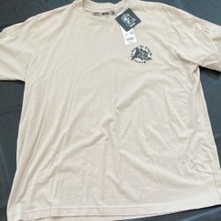 One Piece T-shirt Size L New 