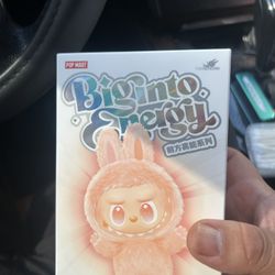 Labubu Big Into Energy 