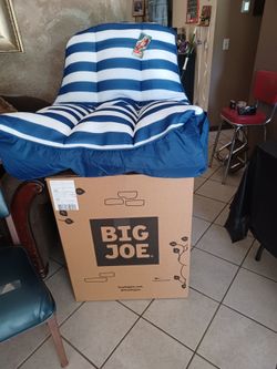 Brand New Big Joe Captain's Chair Pool lounger