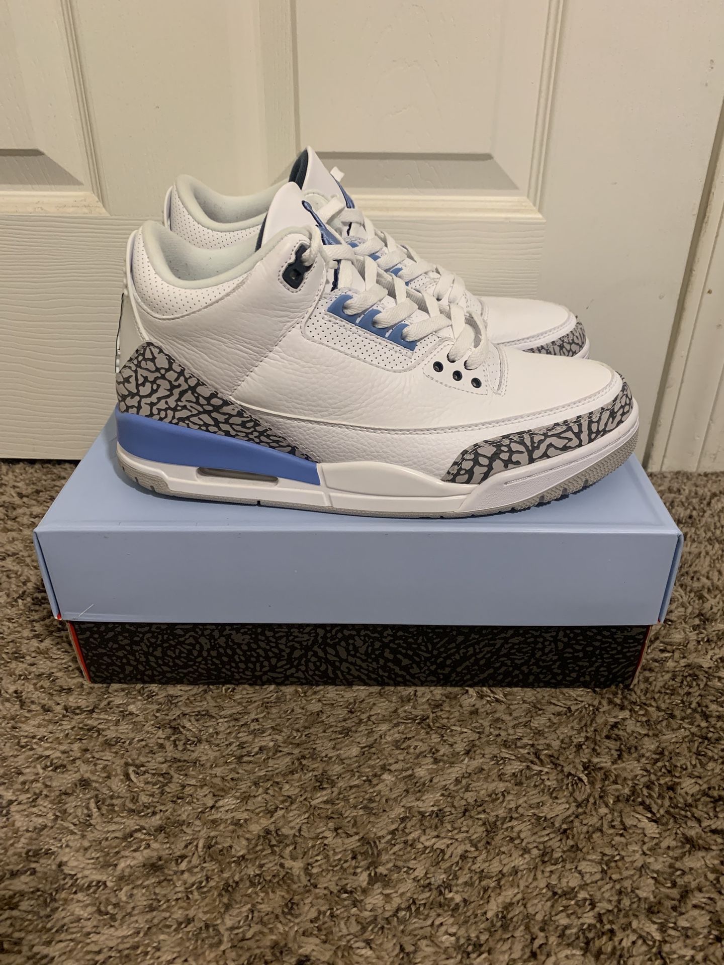 Jordan Retro 3 UNC
