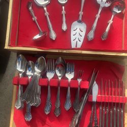 See pics for more details around 70 pcs