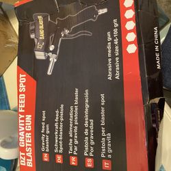 Gravity feed spot blaster gun