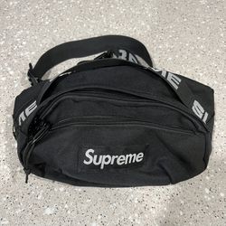 Supreme - SS18 Waist Bag - Repeat Logo Strap - Black - Used for Sale in  Anaheim, CA - OfferUp