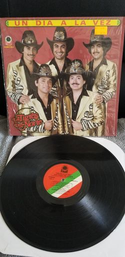 Los Tigres Del Norte - Un día a la vez disco de vinilo/ Vinyl Record