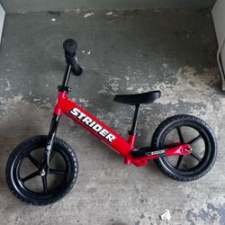 Strider Sport Balance Bike Red