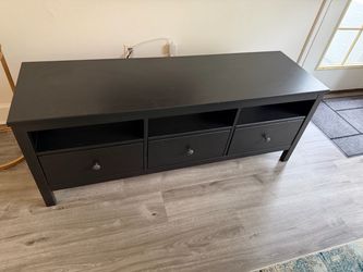 Like New TV Stand