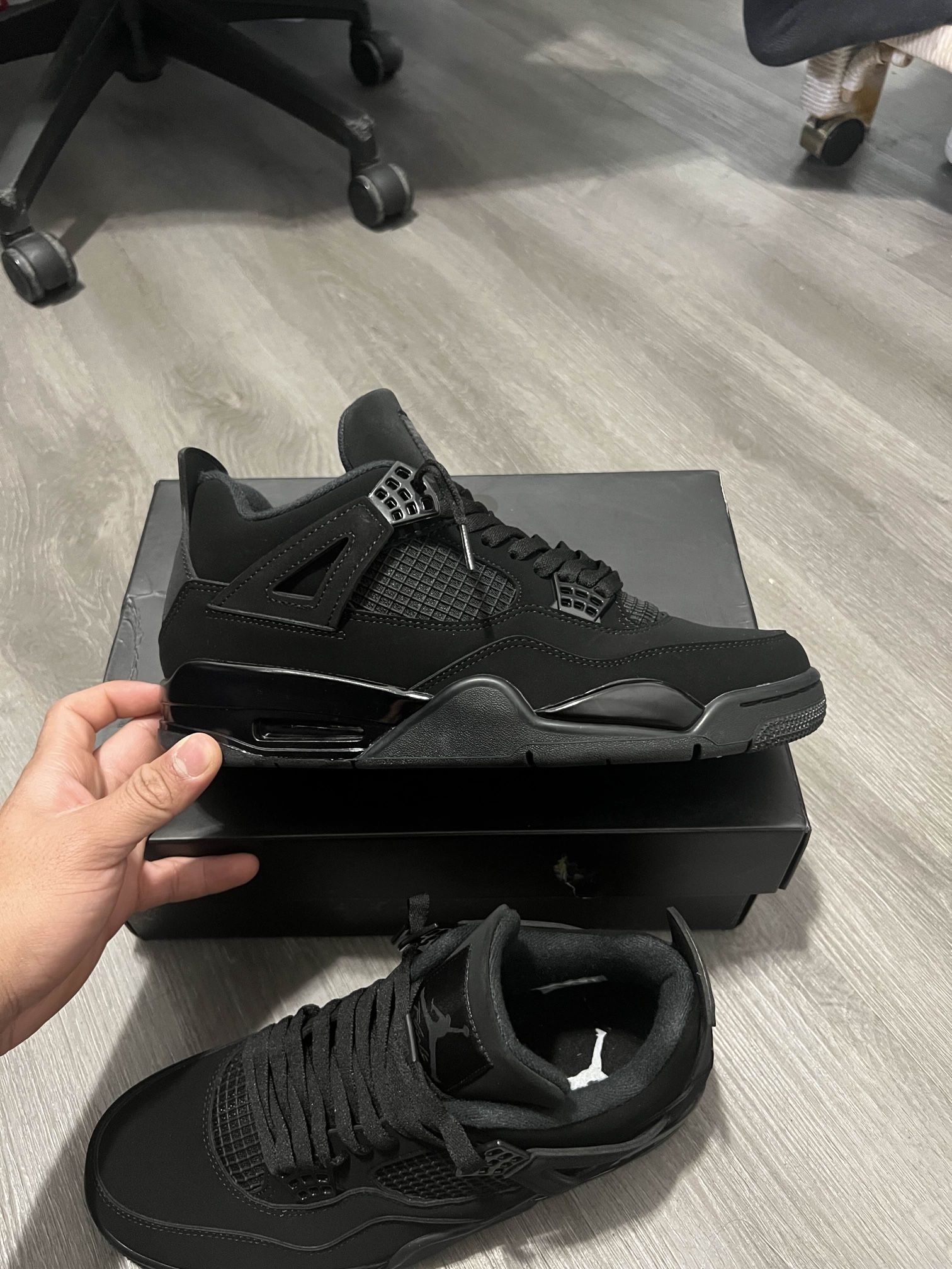 Jordan 4 Retros Black Cat
