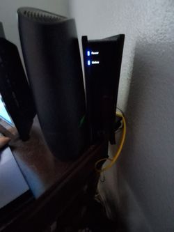 CONNECTED ACTIVE WIFI  ON  BLACK SPECTRUM   ASKING  60$
