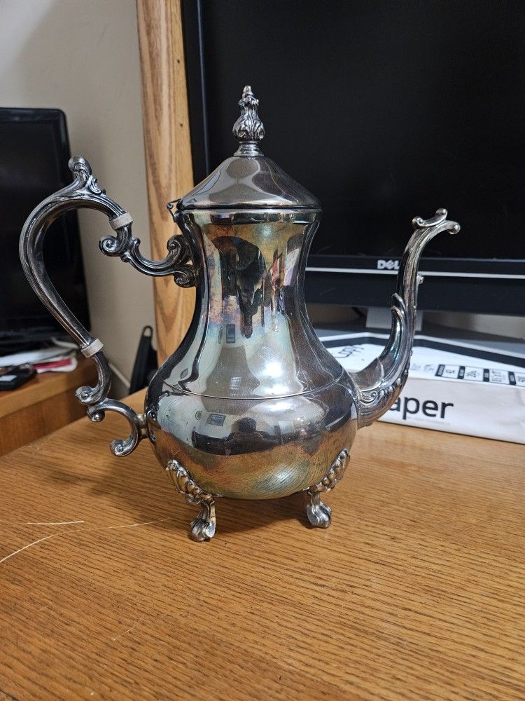 FB Rogers Vintage Silverplate Teapot 11" Tall