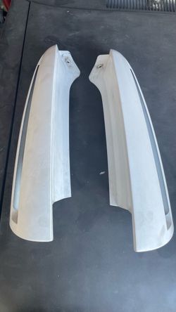 Escalade Pillars