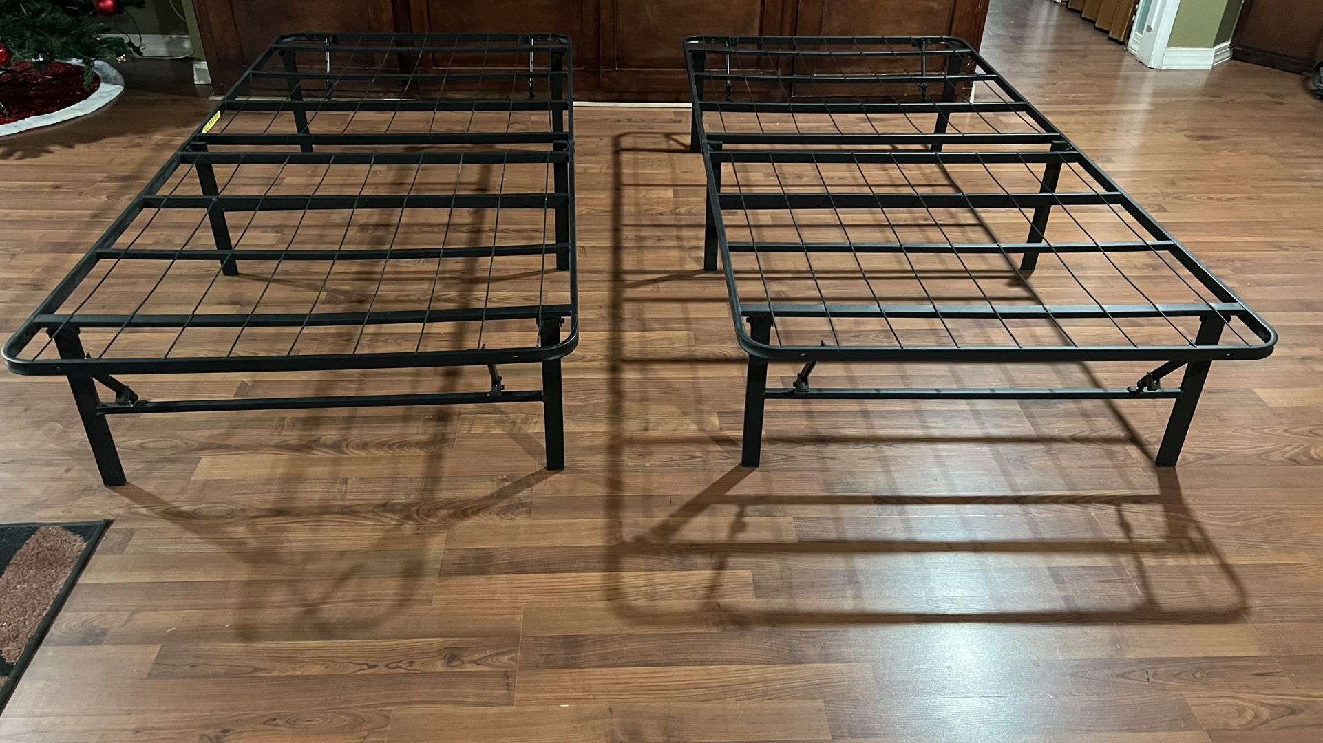 3 Twin Size metal bed frame