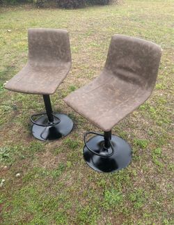 Set of 2 Adjustable Bar Stools