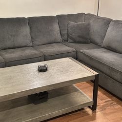 COFFEE TABLE AND CENTER TABLE