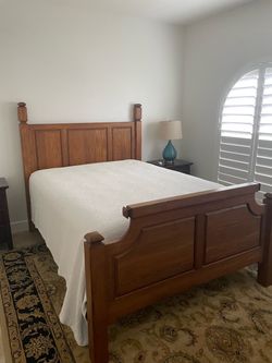 Wood Queen Bed Frame & Mattress