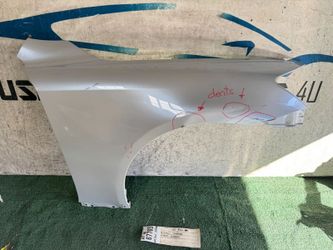 w/dents 2006 - 2008 - 2013 LEXUS IS250 IS 350 RIGHT PASSENGER FENDER OEM AY67765