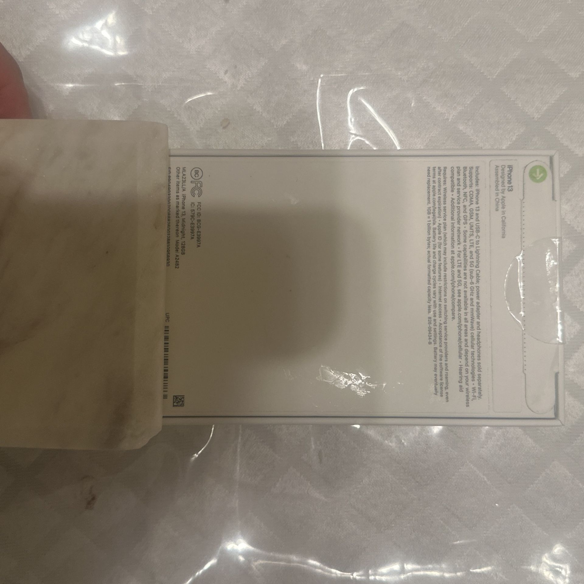 New iPhone 13 128 GB UNLOCKED