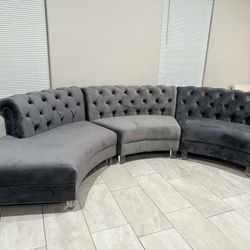 Sectional Sofa 