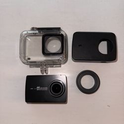 Yi 4k - Action Camera w/Accessories