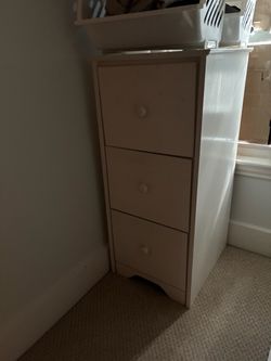 White 3-Drawer Narrow Dresser