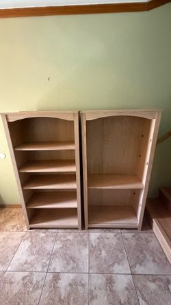 2 wooden bookshelves / Storage Cabinets
