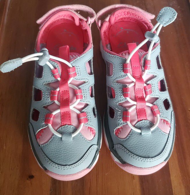 Clarks GIRL Toddler SHOES, 11.5 11 1/2 for Sale in Lakewood, CA - OfferUp