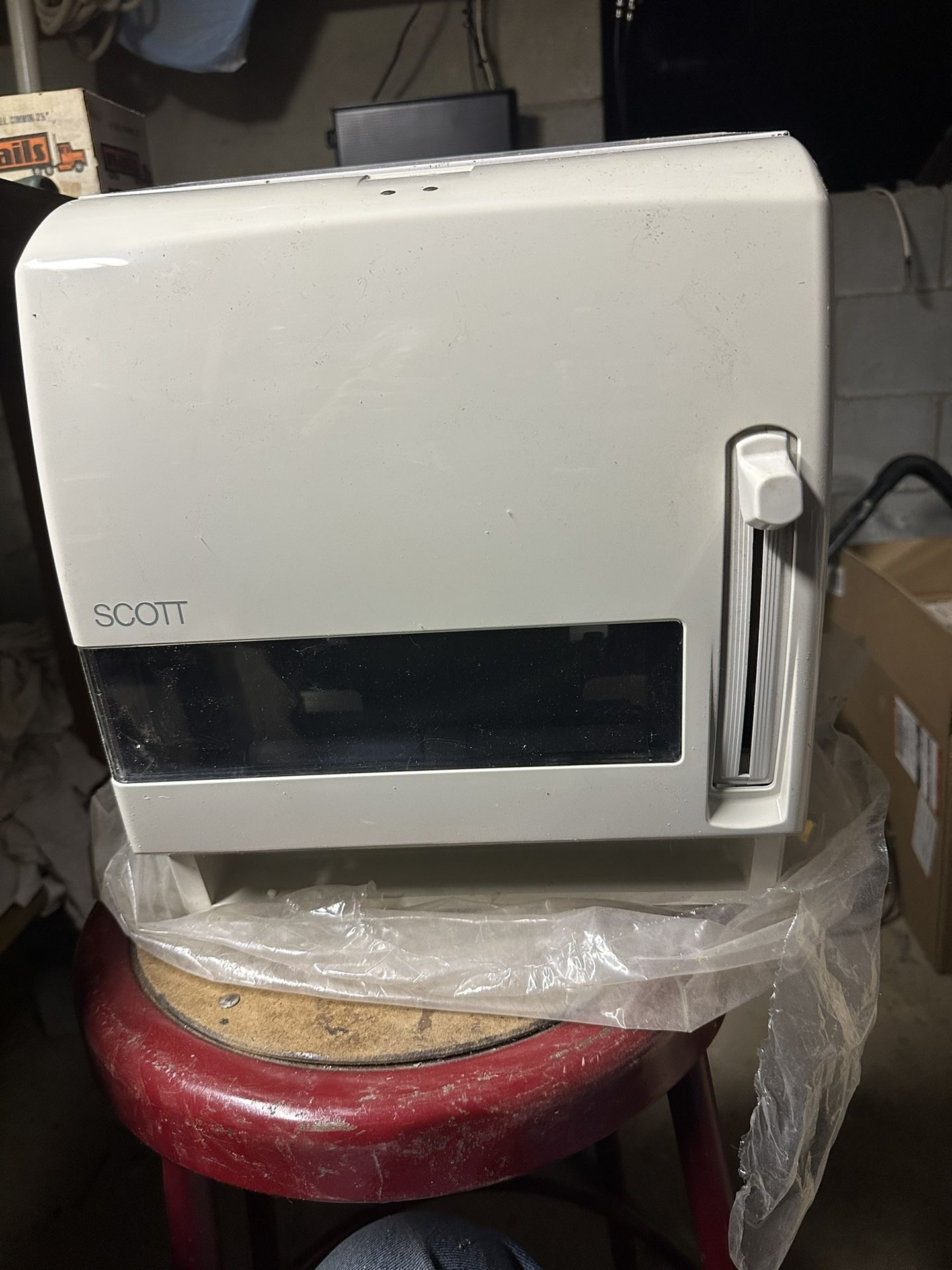 Paper Towel Dispenser