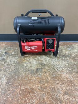 MILWAUKEE TWO GALLON QUIET AIR COMPRESSOR