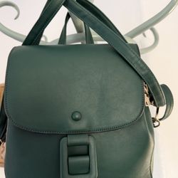 INKMILAN WOMEN‘S Travel Backpack