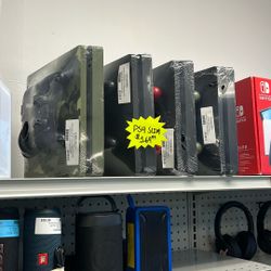 Sony PlayStation 4 Gaming System PS4 Slim + Games 