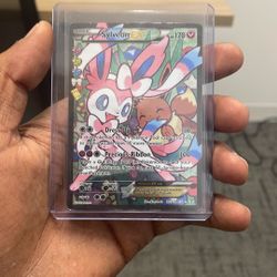Sylveon EX (Full Art) Card