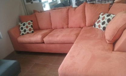 MIDWEEK BLOWOUT,FLOOR MODEL,ORANGE SECTIONAL, $499
