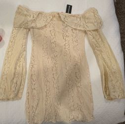Pretty Little Thing - CREAM LACE BARDOT LONG SLEEVE MINI DRESS