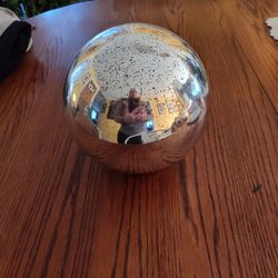 Light Up Globe With Twinkle Lights Inside 