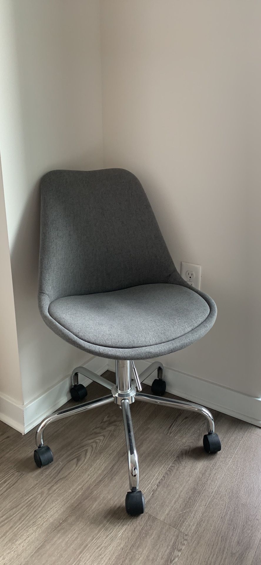 Gray Desk Chair