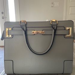 Fashion Pet Carrier Dog Cat Carrier Purse Soft-Sided Leather Handbag Pet Tote Bag for Small Dogs Puppy and Cats TSA Airline Approved (Grey