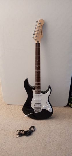 ELECTRIC GUITAR - Yamaha EG112C
