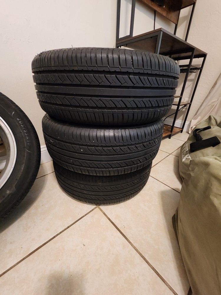4 Used Tires