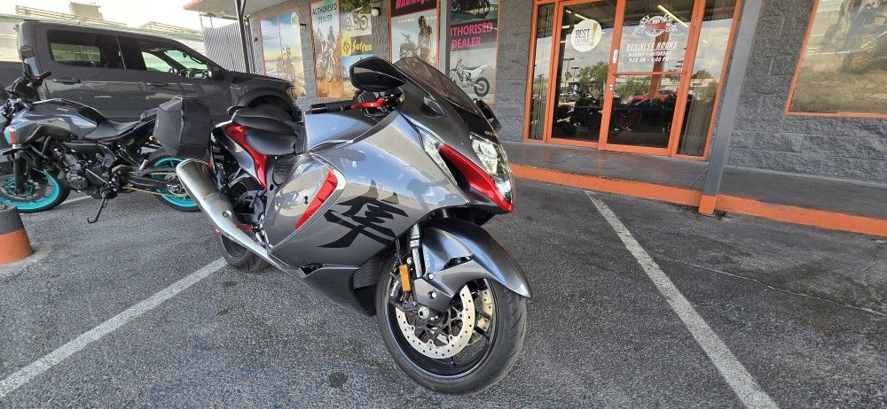 2024 Suzuki Hayabusa R1300