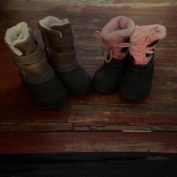 Snow Boots Size 8