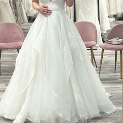 Wedding Dress - Justin Alexander