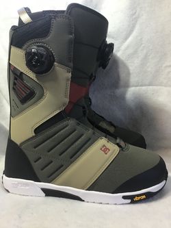 Size 9 M DC Double Boa Snowboard Boots (The Judge)