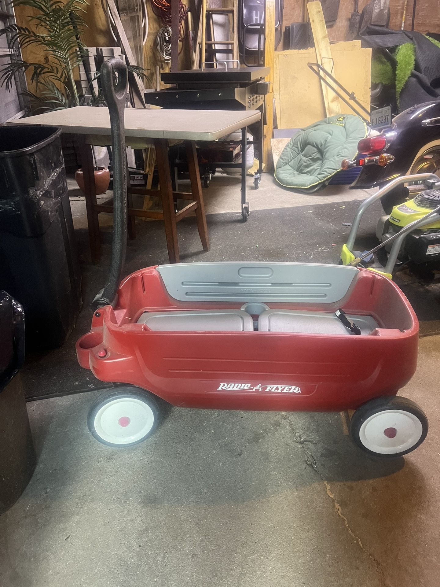 Radio Flyer Wagon