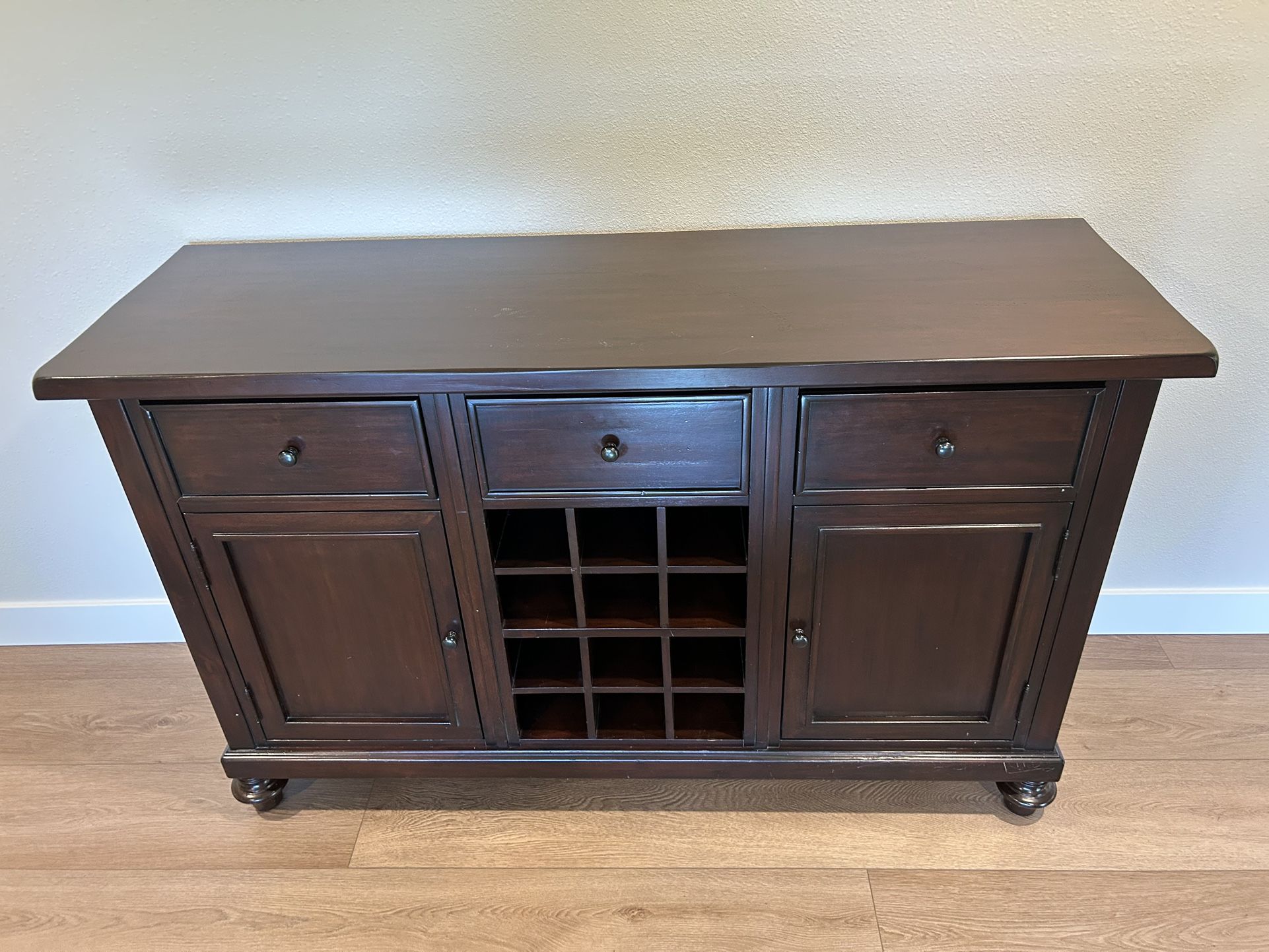 Solid Wood Sideboard/Buffet
