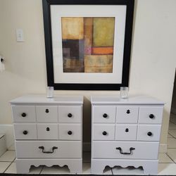 PAIR OF ASHLEY FURNITURE NIGHTSTANDS NIGHT TABLES DELIVERY AVAILABLE