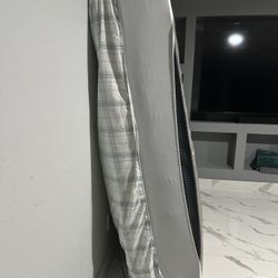 In excellent condition Medium to firm King size mattress