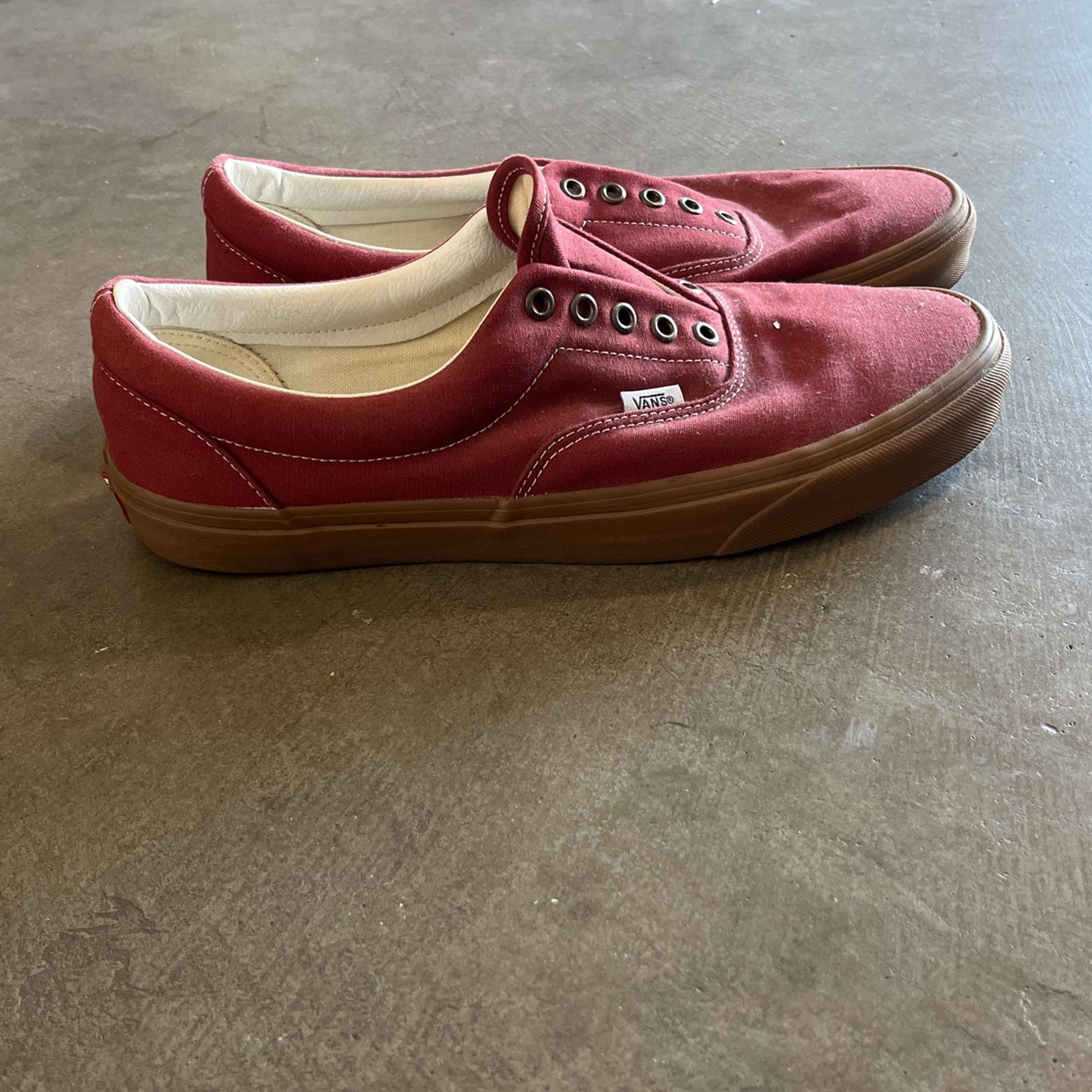 Vans. Burgundy Casual.