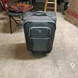 Swiss Gear Checklite 23" Rolling Luggage