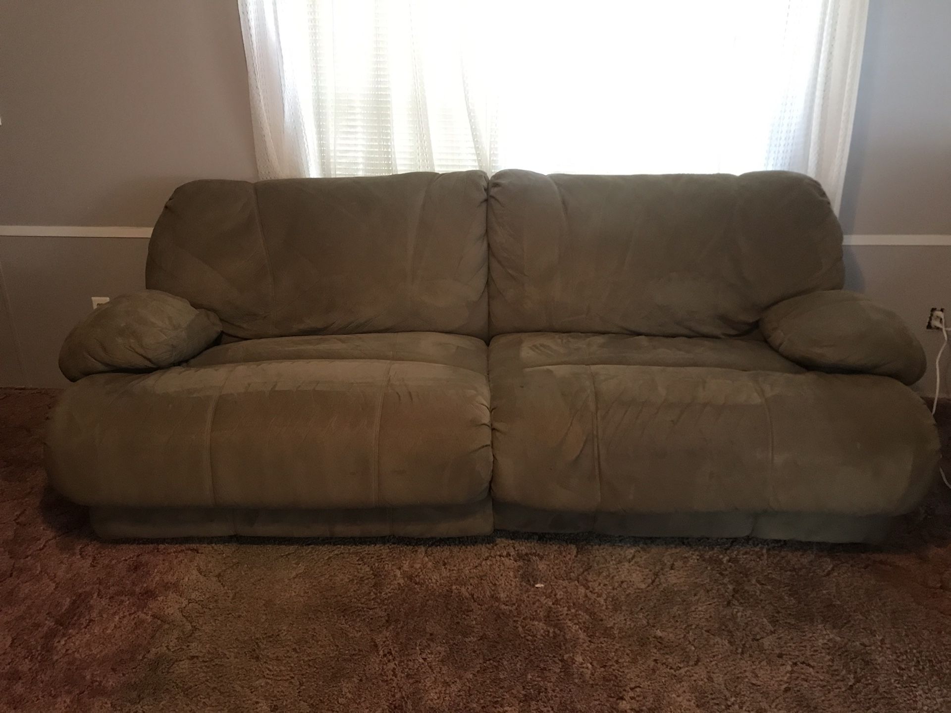 Reclining couch