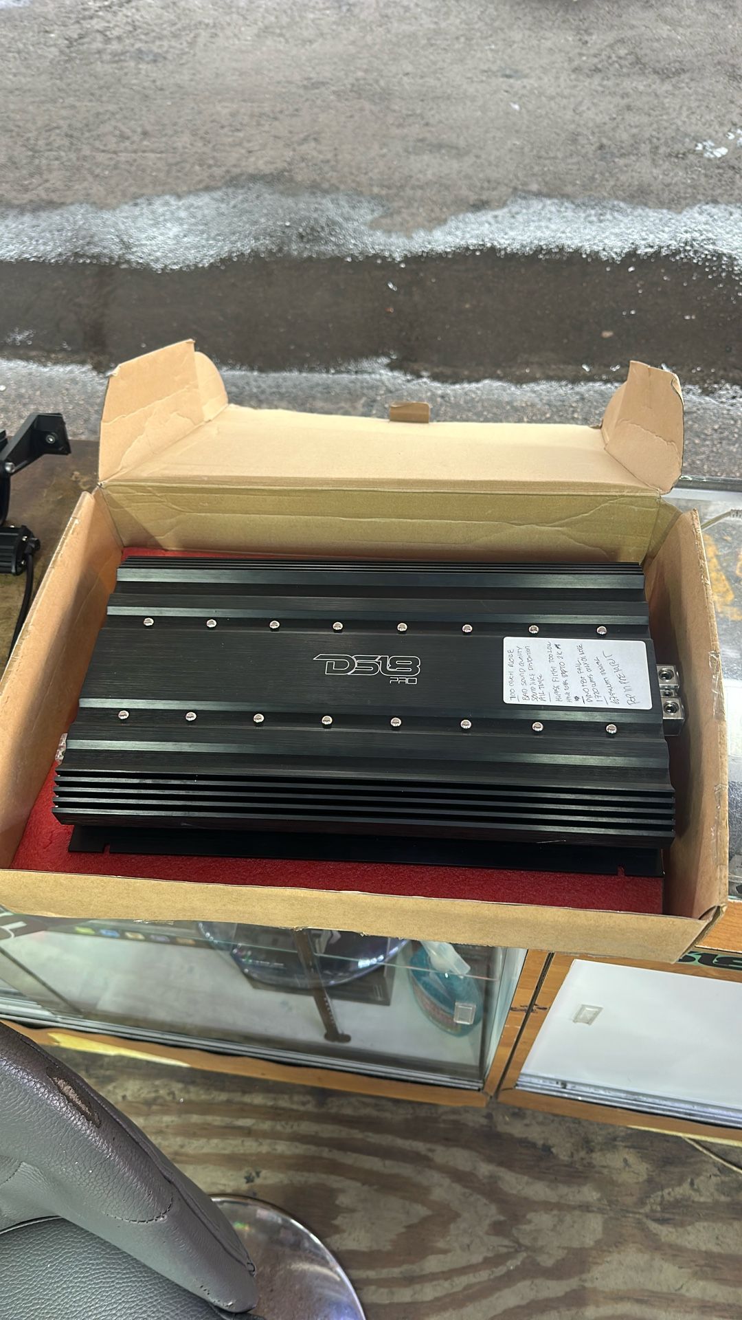DS18 BASS AMPLIFIER