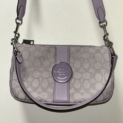 Women's Coach Lonnie Baguette In Signature Jacquard